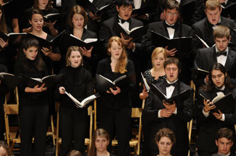 DePauw Vocalists May09_RF.JPG